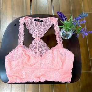 Megan by PacSun Soft Pink Bralette (Size S) 🌷
